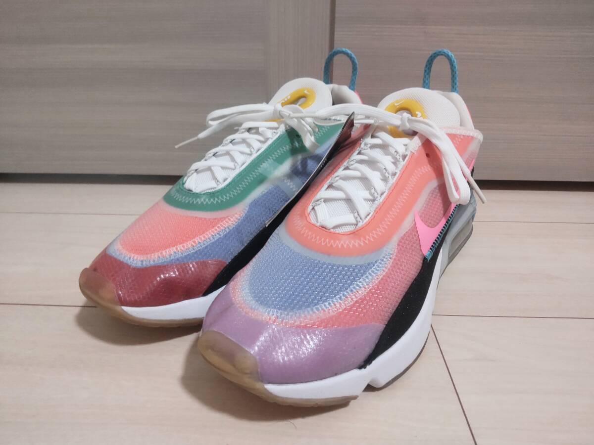 ★NIKE AIR MAX 2090 BETRUE　ナイキ　エアマックス　2090　ビートゥルー　★レインボーカラー　★サイズ9　★未使用品_画像1