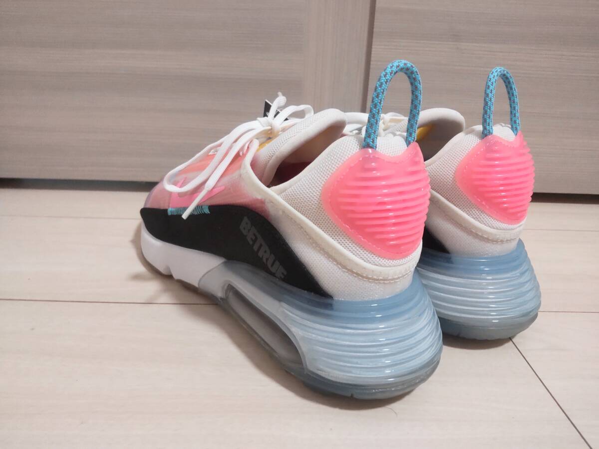 ★NIKE AIR MAX 2090 BETRUE　ナイキ　エアマックス　2090　ビートゥルー　★レインボーカラー　★サイズ9　★未使用品_画像5