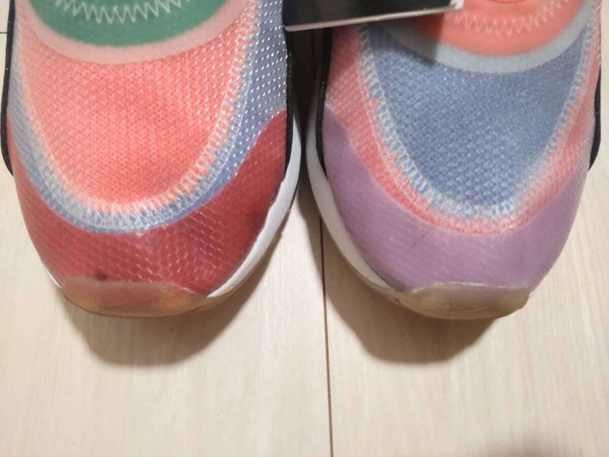 ★NIKE AIR MAX 2090 BETRUE　ナイキ　エアマックス　2090　ビートゥルー　★レインボーカラー　★サイズ9　★未使用品_画像10