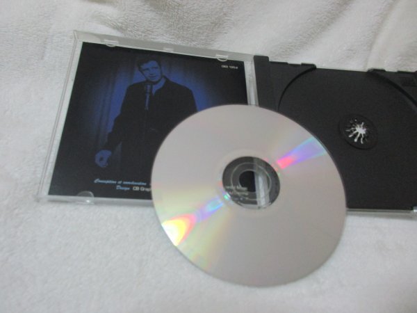 イヴ・モンタン 【CD・17曲】　枯葉、ジャズとジャバ、グラン・ブルヴァール_画像4