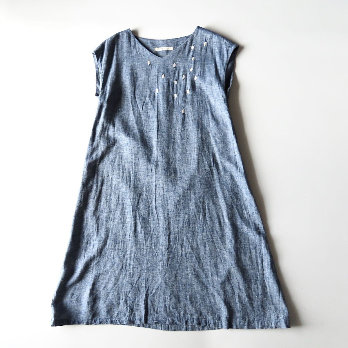 廃盤 ijep イジェップ ムラ糸コットンリネン フレンチスリーブロングワンピース 3 L 刺繍 インディゴ Aラインシルエット パラスパレス購入_画像8