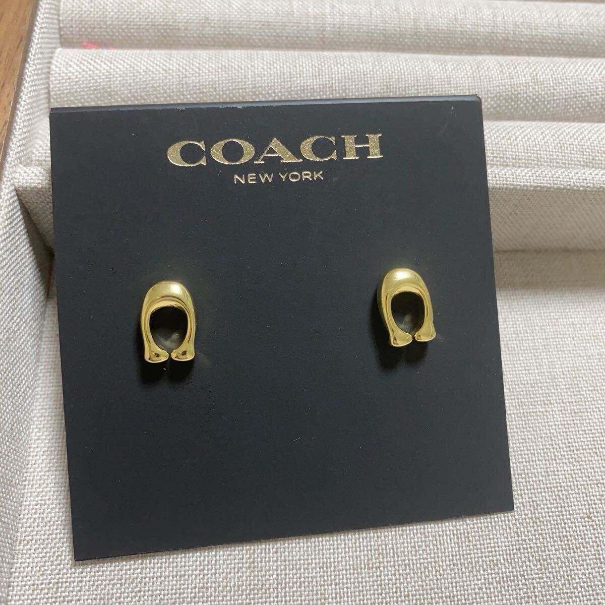 新品未使用　COACH コーチ　ピアス　ブラック　Cマーク_画像7