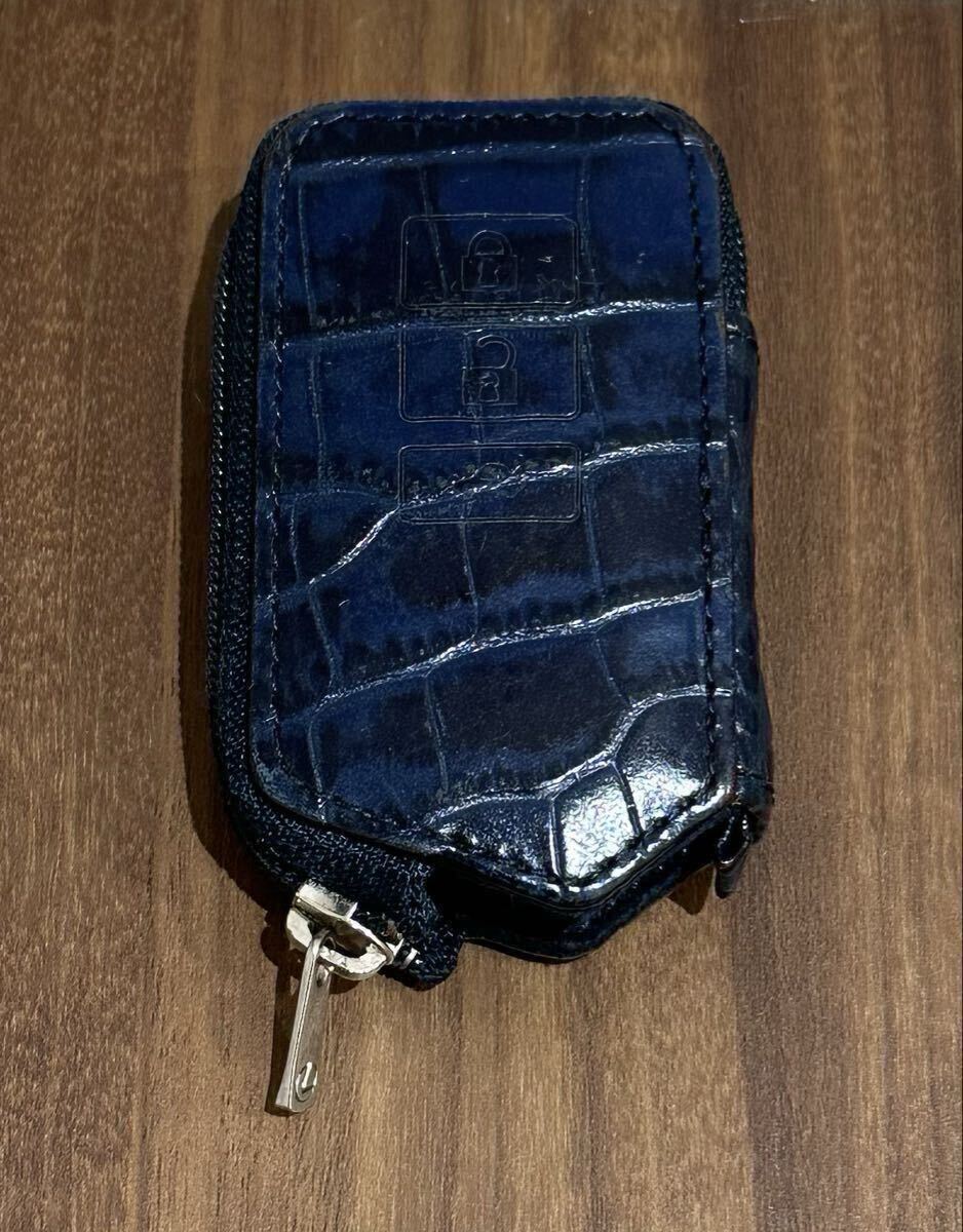 レクサスコレクション 純正 本革製スマートキーケース Cタイプ クロコ調 ロイヤルブルー_画像2