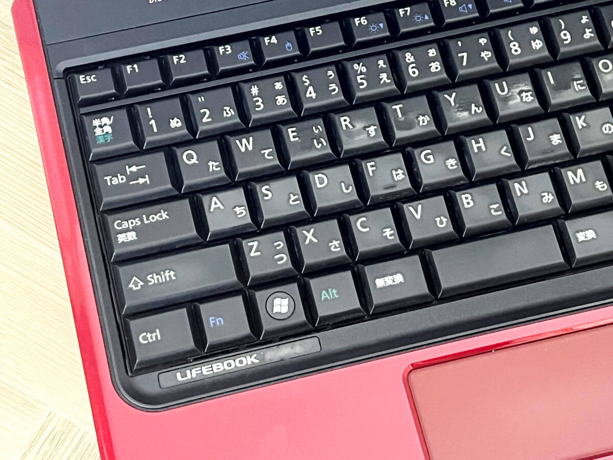 新型Win11搭載/2世代爆速Core-i7/SSD512G/富士通/DVD焼き 新型Win11搭載/2世代爆速Core-i7/SSD512G/富士通/DVD焼き