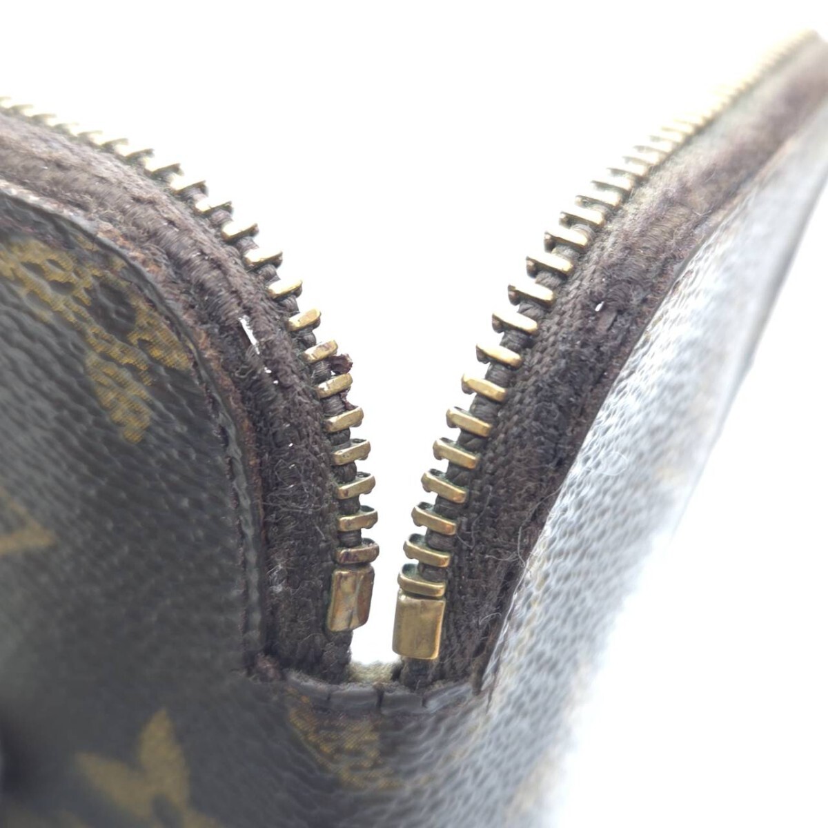 ルイヴィトン モノグラム LOUISVUITTON ラウンドファスナー キー