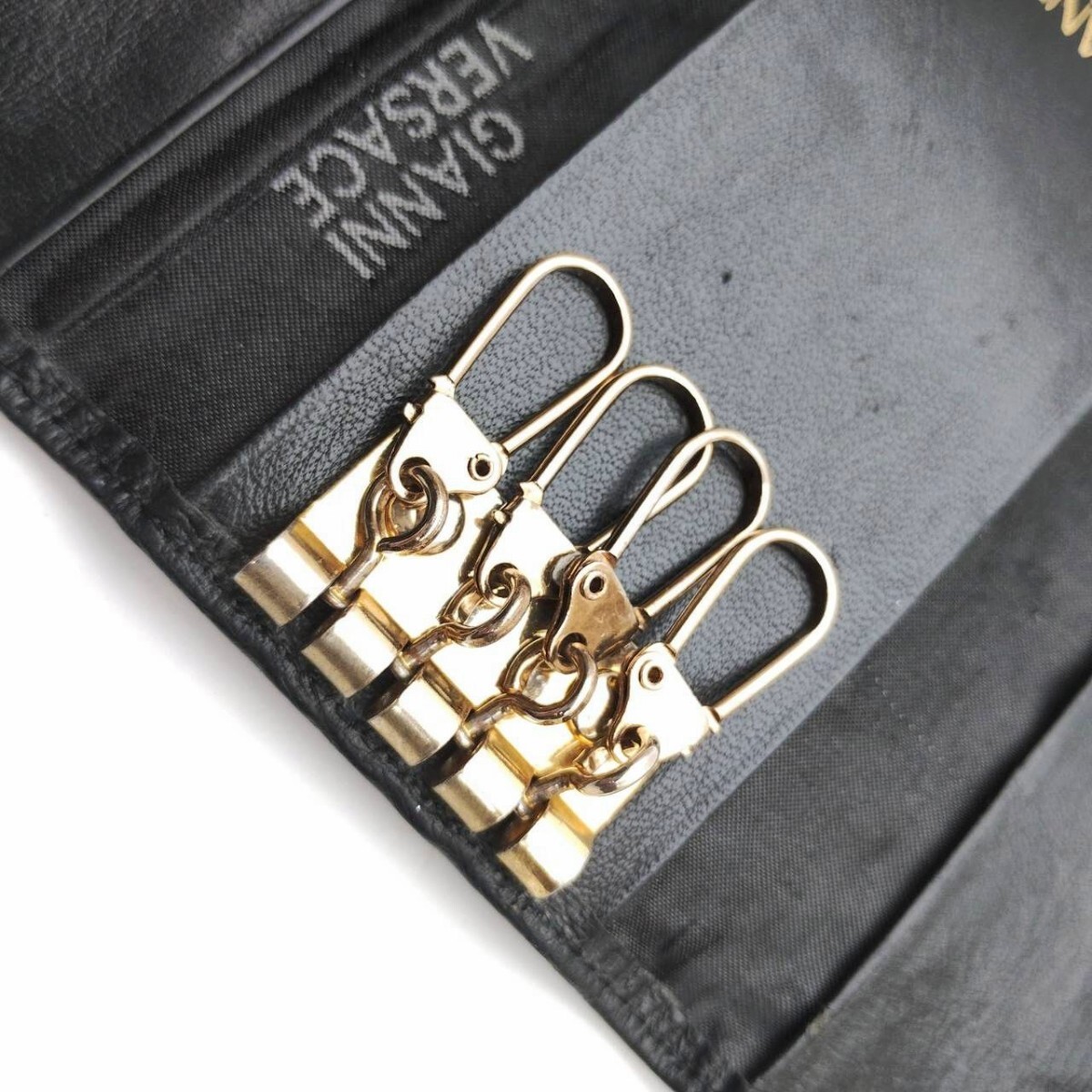 GIANNI VERSACE ジャンニ ヴェルサーチ キーケース 4連 メモ