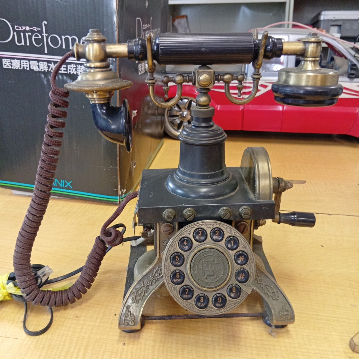 パラマウント アンティーク 電話 黒色 サイズ 幅26cm × 奥行13cm × 高さ27cm (YS1087) 昭和レトロ_画像1