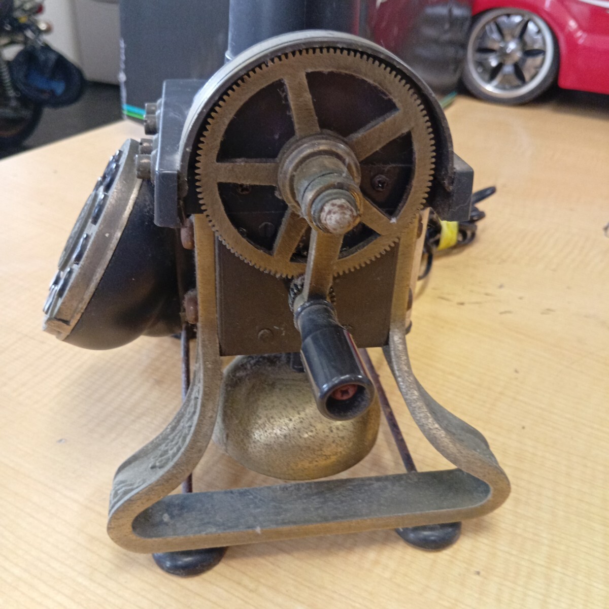 パラマウント アンティーク 電話 黒色 サイズ 幅26cm × 奥行13cm × 高さ27cm (YS1087) 昭和レトロ_画像5