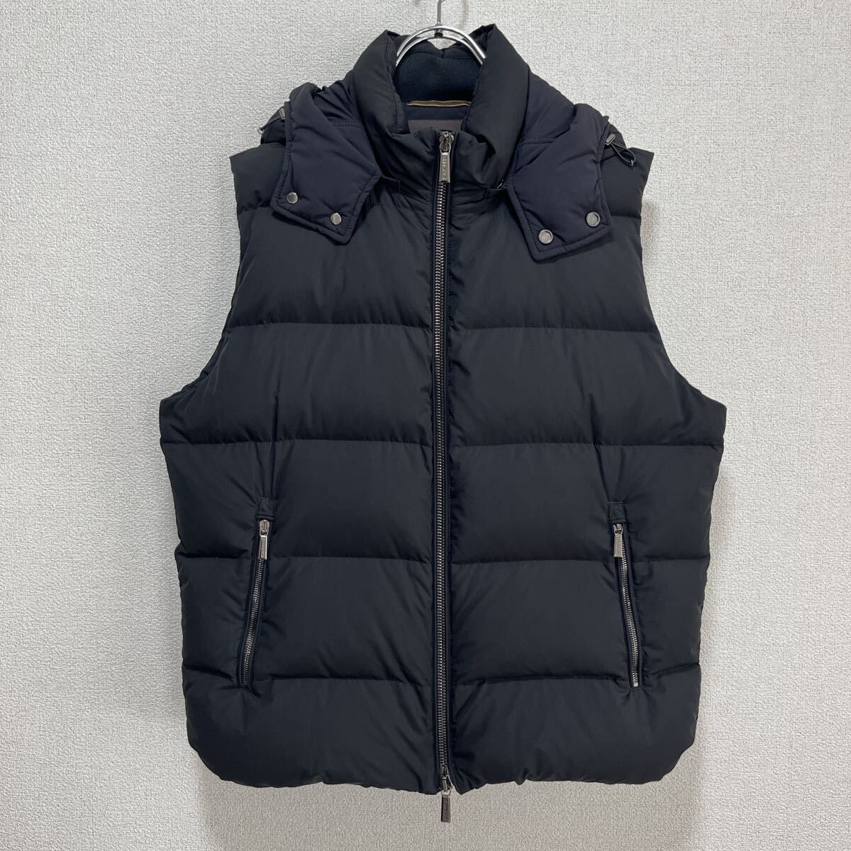 【未使用級】希少サイズ MOORER ダウンベスト FIRE-SKT 52 _画像1