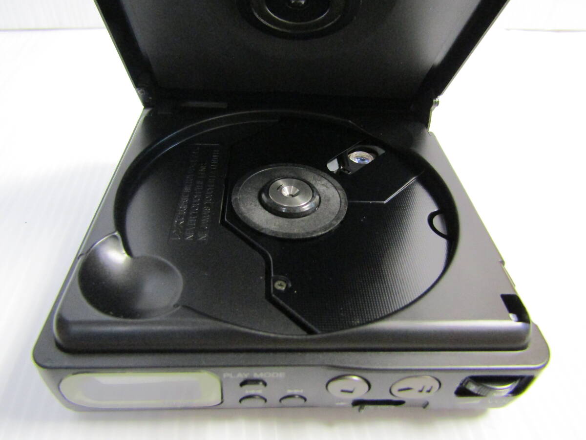 T0631 SONY CDウォークマン D-82 CDプレーヤー ブラック T0631 SONY ソニー CDウォークマン D-82 CDプレーヤー ブラック