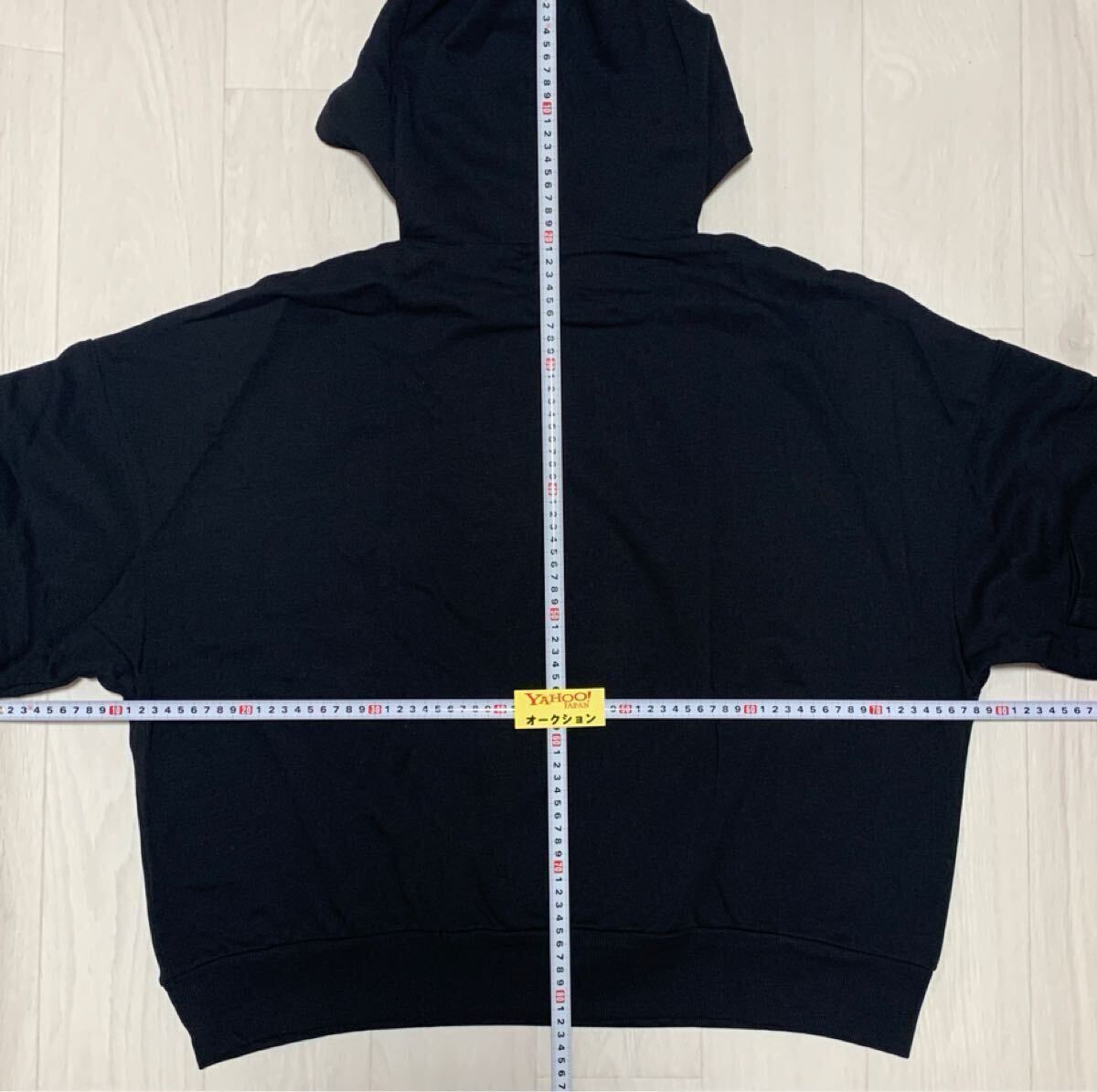 未使用★タグ付★コラボ★Bershka スペイン★Billie Eilish★グッズ★ベルシュカ★ビリー・アイリッシュ★フーディ パーカー スウェット_画像8