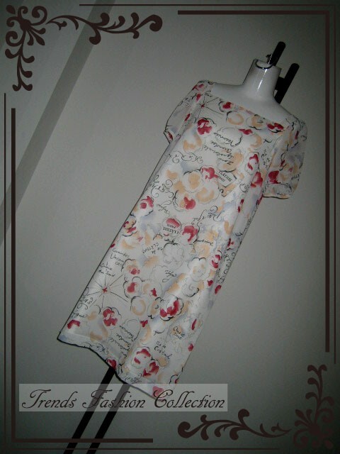 ☆☆美品　CLATHASクレイサス　㈱東京ブラウス　ロゴモチーフ　ワンピース