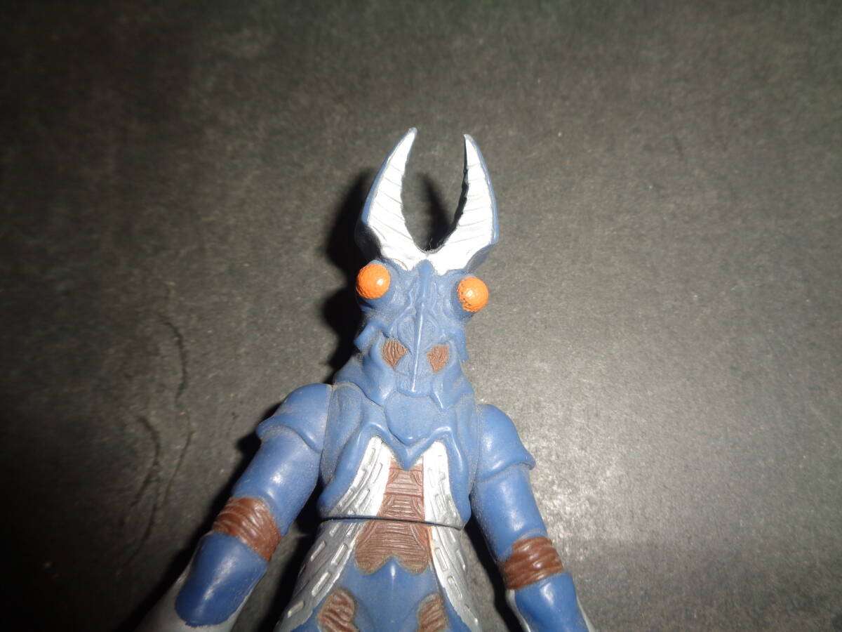 バルタン星人　ウルトラマンコスモス版　ソフビ　約10.8㎝激レア？　BANDAI　A3_画像3