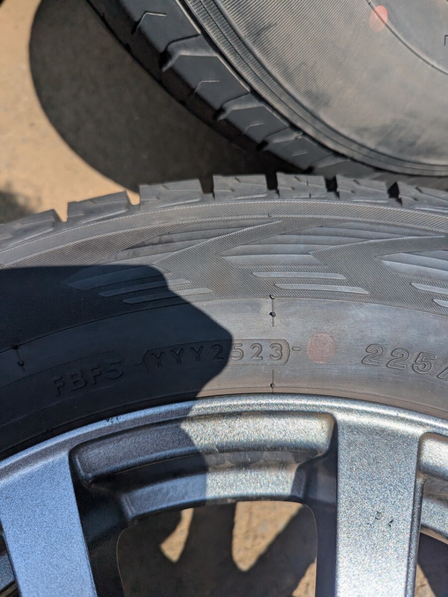 ヨコハマ スタッドレスタイヤGO75 225/65R17 2023年製造 溝7分8分あります。_画像4