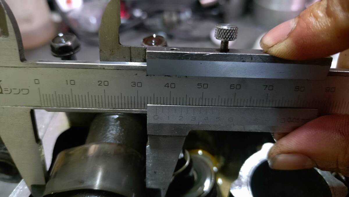 KAWASAKI　GPZ900R　A9　シリンダーヘッド　カムシャフト　ZX900A_画像7