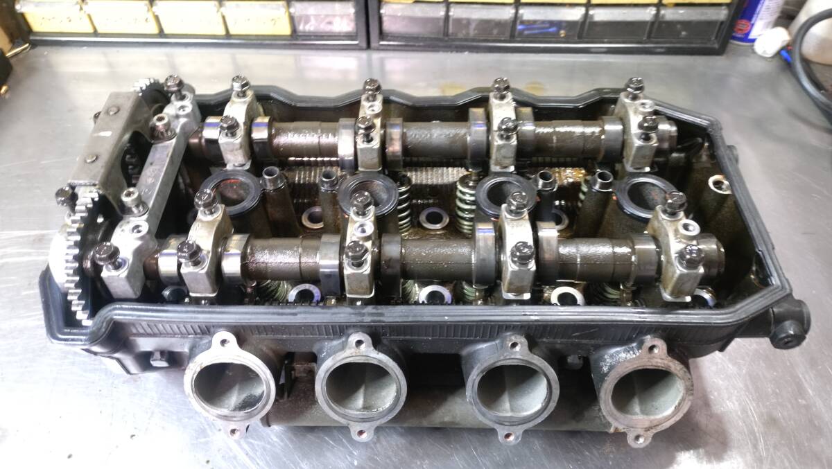 KAWASAKI ZZR1100D D3 головка блока цилиндров распределительный вал ZXT10D ( осмотр ZRX1100