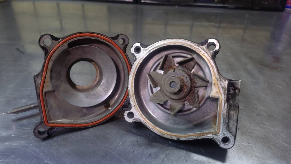 KAWASAKI　ZZR1100D　D3　ウォーターポンプ　ZXT10D　(検　ZRX1100_画像2