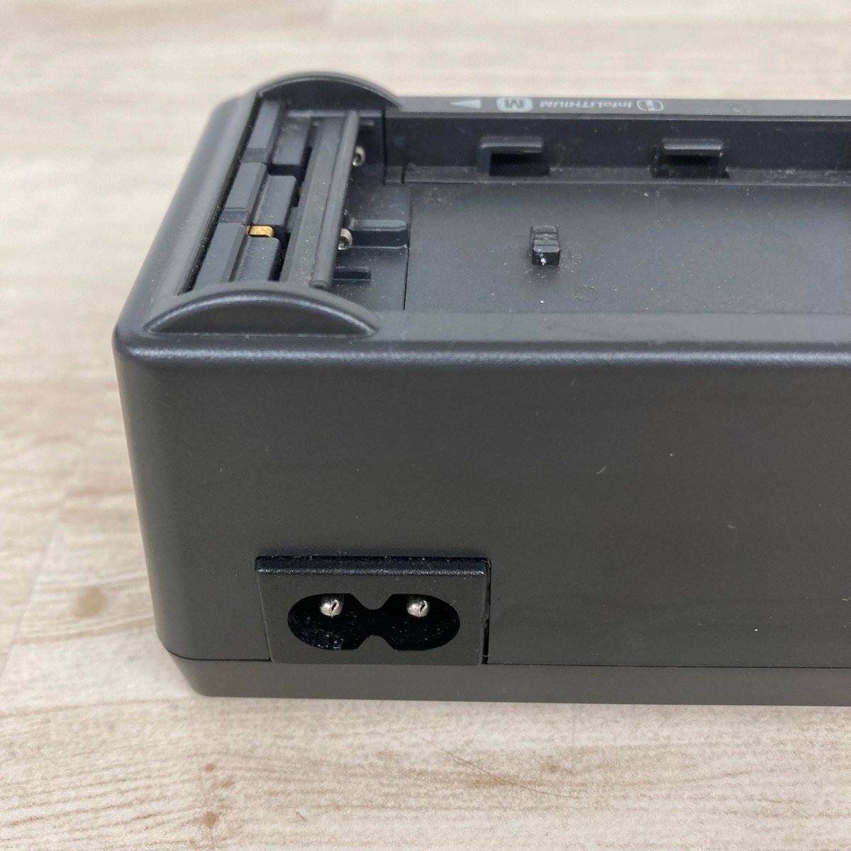 SONY 純正 バッテリー充電器 AC-VQ800[C10181]