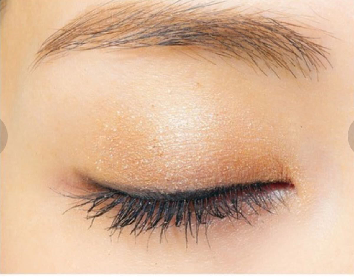 HABA ブライトニングアイヴェール