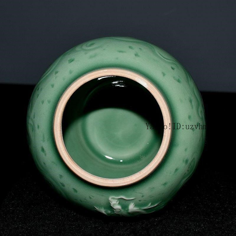 龍泉青磁  雲竜  貯蔵タンク  陶磁器 装飾品 現代工芸品 美術品 置物 龍泉青磁 雲竜 貯蔵タンク 陶磁器 装飾品 現代工芸品 美術品