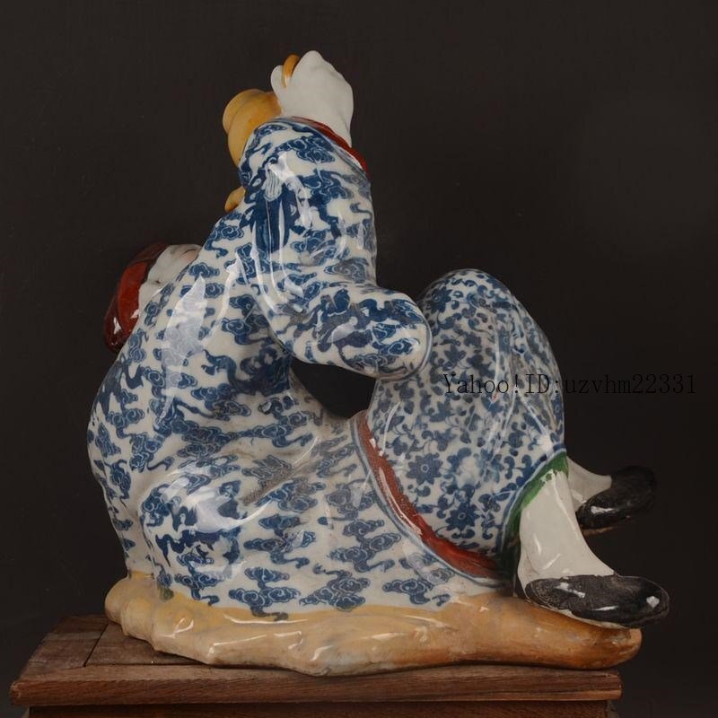 景徳鎮 陶磁器 活仏済公の彫刻  置物   工芸品 美術品 景徳鎮 陶磁器 活仏済公の彫刻 置物 工芸品 美術品