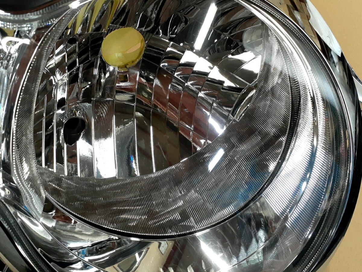 MN71S クロスビー 右ヘッドライト ハロゲン KOITO 100-5938J メッキ枠 35110-76R0 ヘッドランプリム スズキ 35120-76R00 35110-76R00_画像3