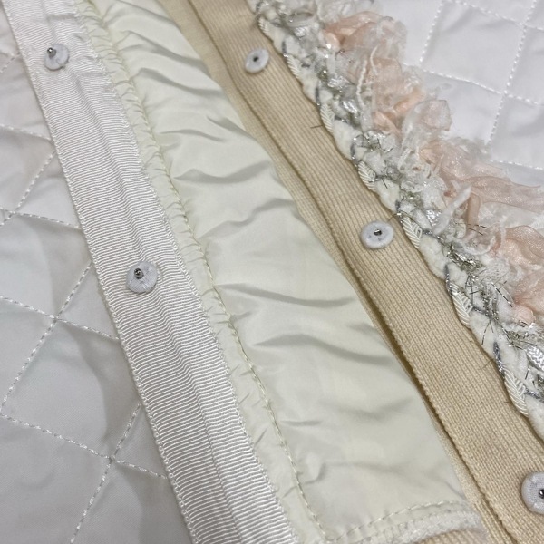 チェスティ Chesty カーディガン サイズF - アイボリー×白×マルチ レディース 長袖/キルティング 美品 トップス_画像10