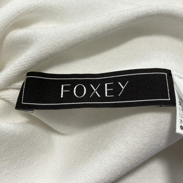 フォクシー FOXEY ノースリーブカットソー サイズ38 M 42190 - 白 レディース Vネック 新品同様 トップス_画像3