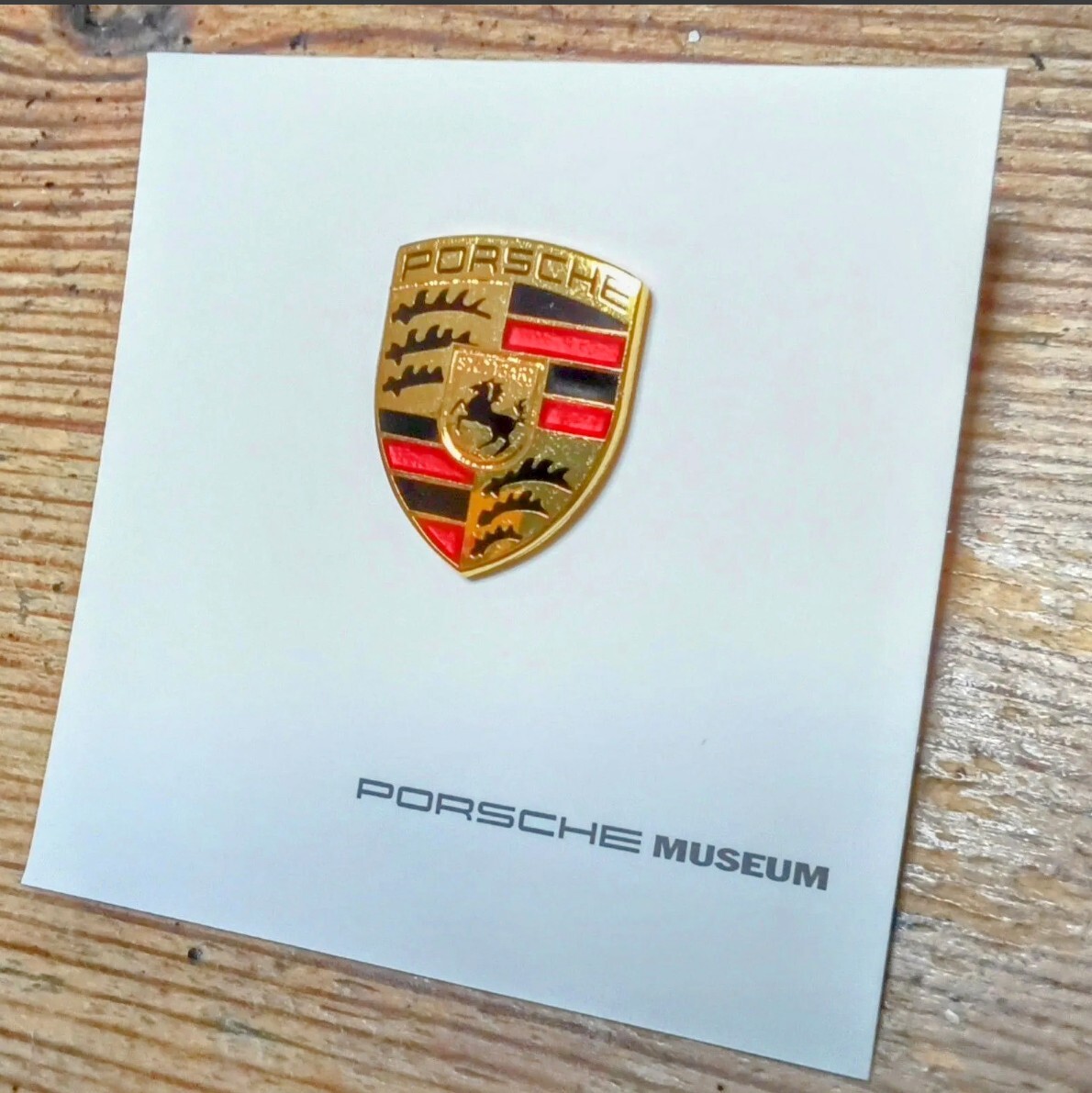 ポルシェミュージアム入手 ポルシェ ピンバッチ 大人気再取得_画像1