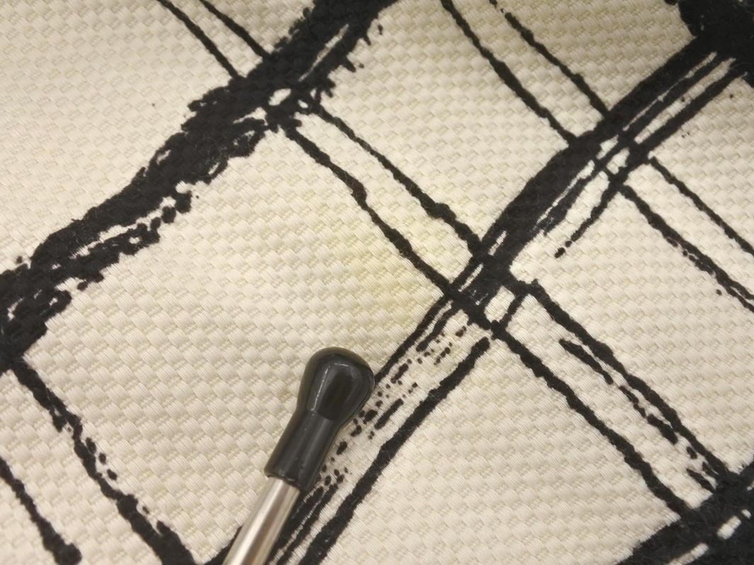 Max Mara マックスマーラ STUDIO チェック柄 タック Aライン 台形 スカート size36/白x黒 ■◇ ☆ fhb1 レディース_画像4