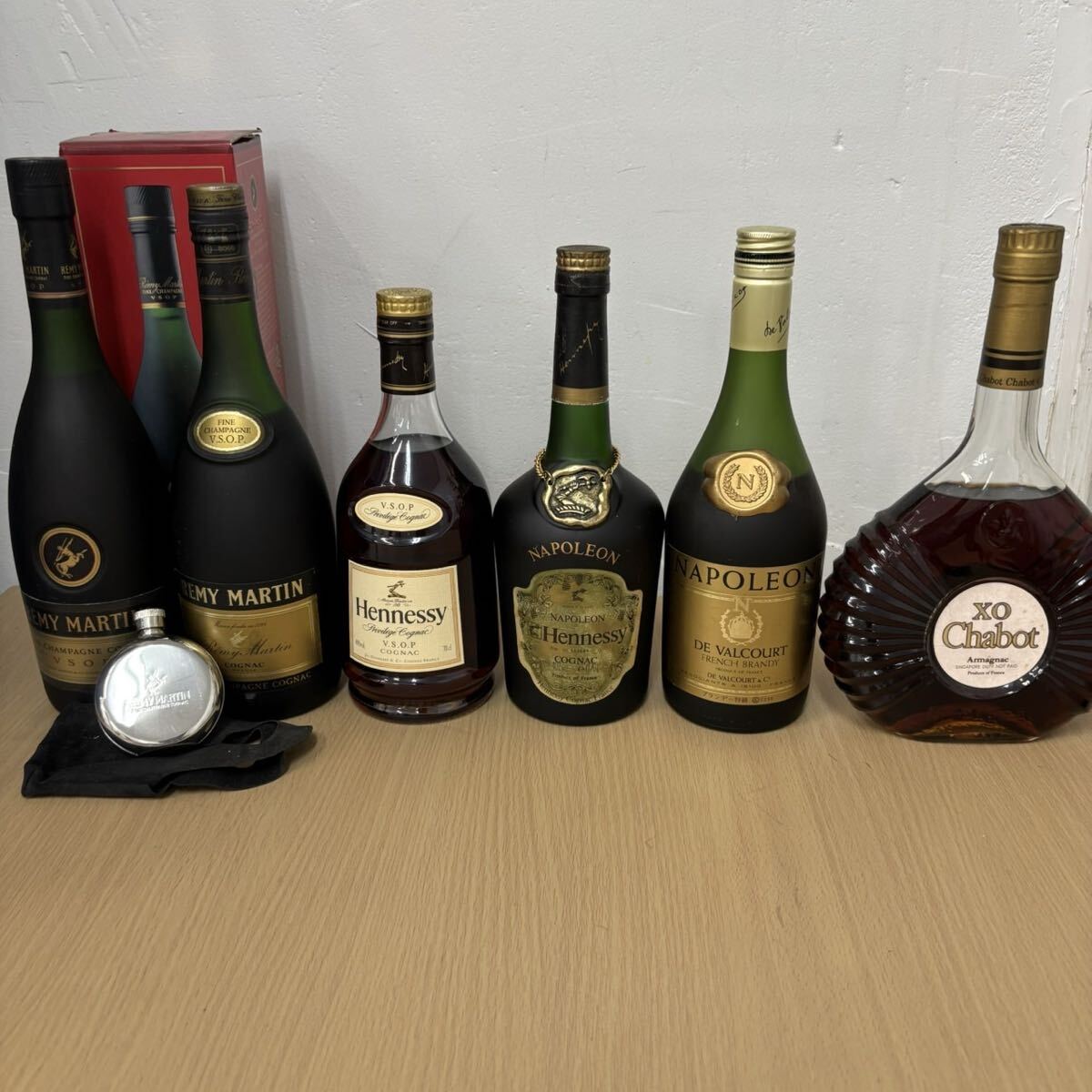 ブランデー6本まとめ売り ナポレオン レミーマルタン ヘネシー等 s1円~ブランデー6本セット ヘネシー VSOP プリヴィレッジ