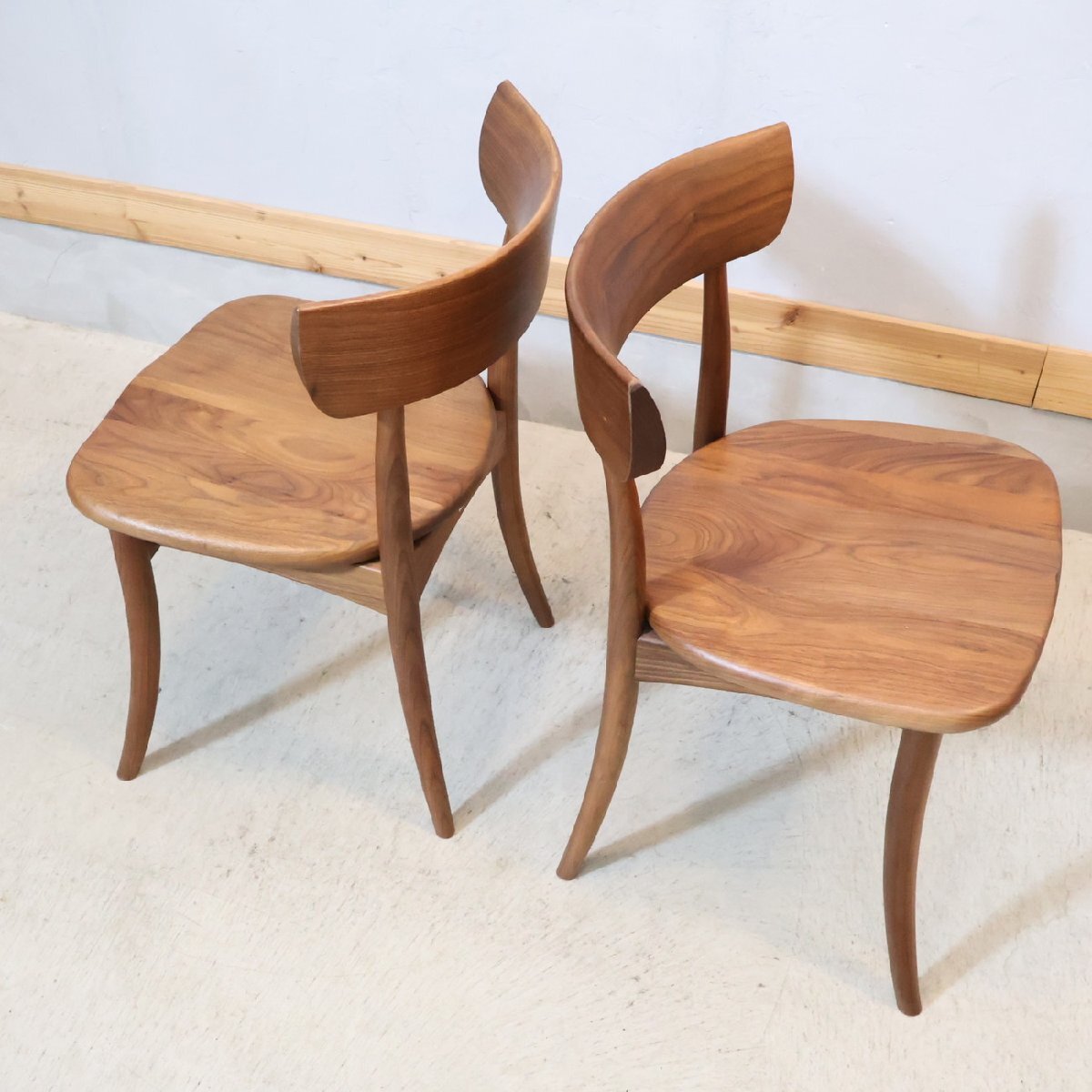 飛騨産業 キツツキ クレセント ウォルナット無垢材 ダイニングチェア 2脚セット 飛騨産業 ダイニングチェア 椅子 CRESCENT クレセント 飛騨高山