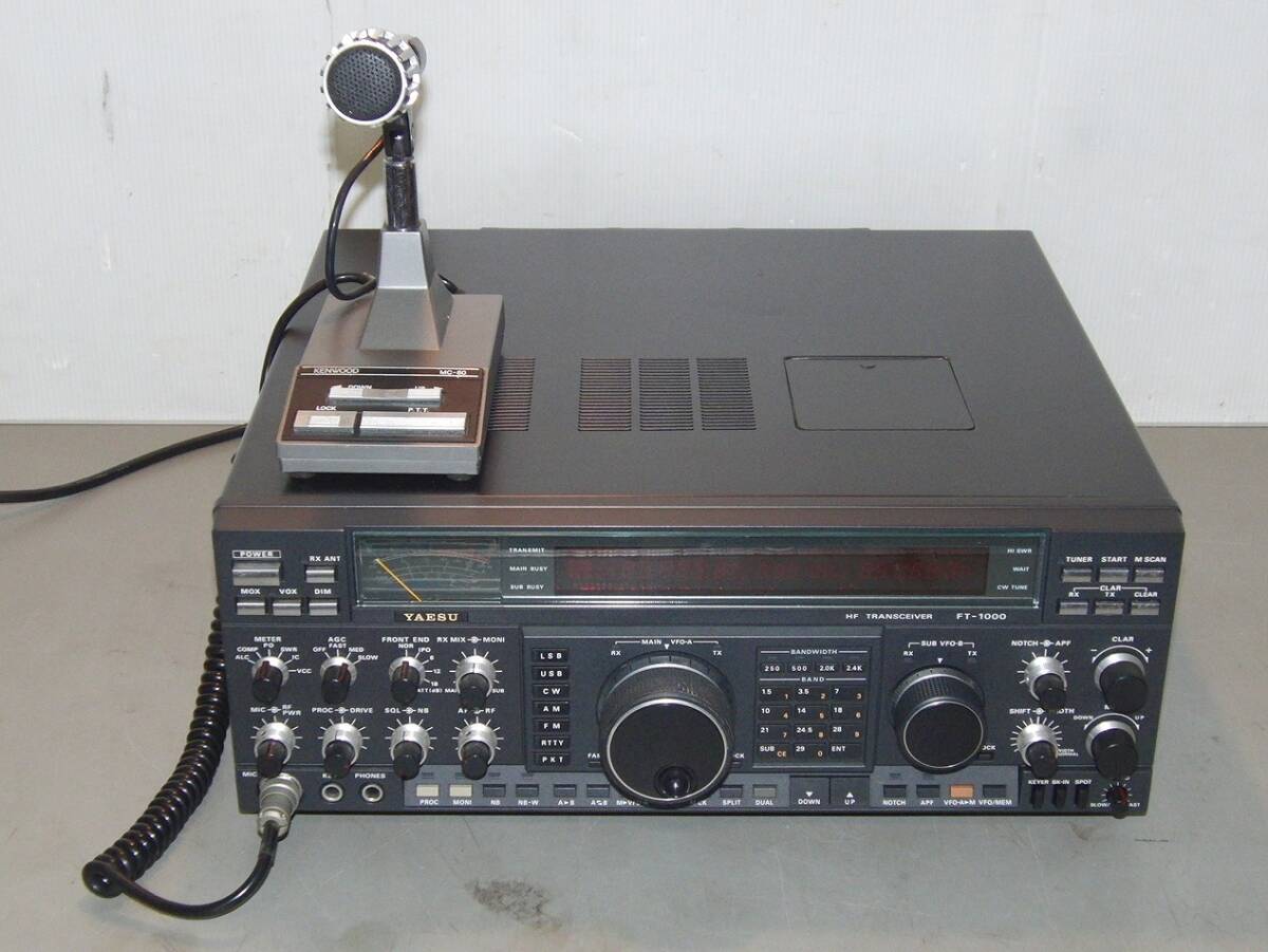 八重洲無線 YAESU ヤエス FT-1000 HF トランシーバー 現状品 付属品あり KENWOOD MC-60 アマチュア無線　/BS65Yo