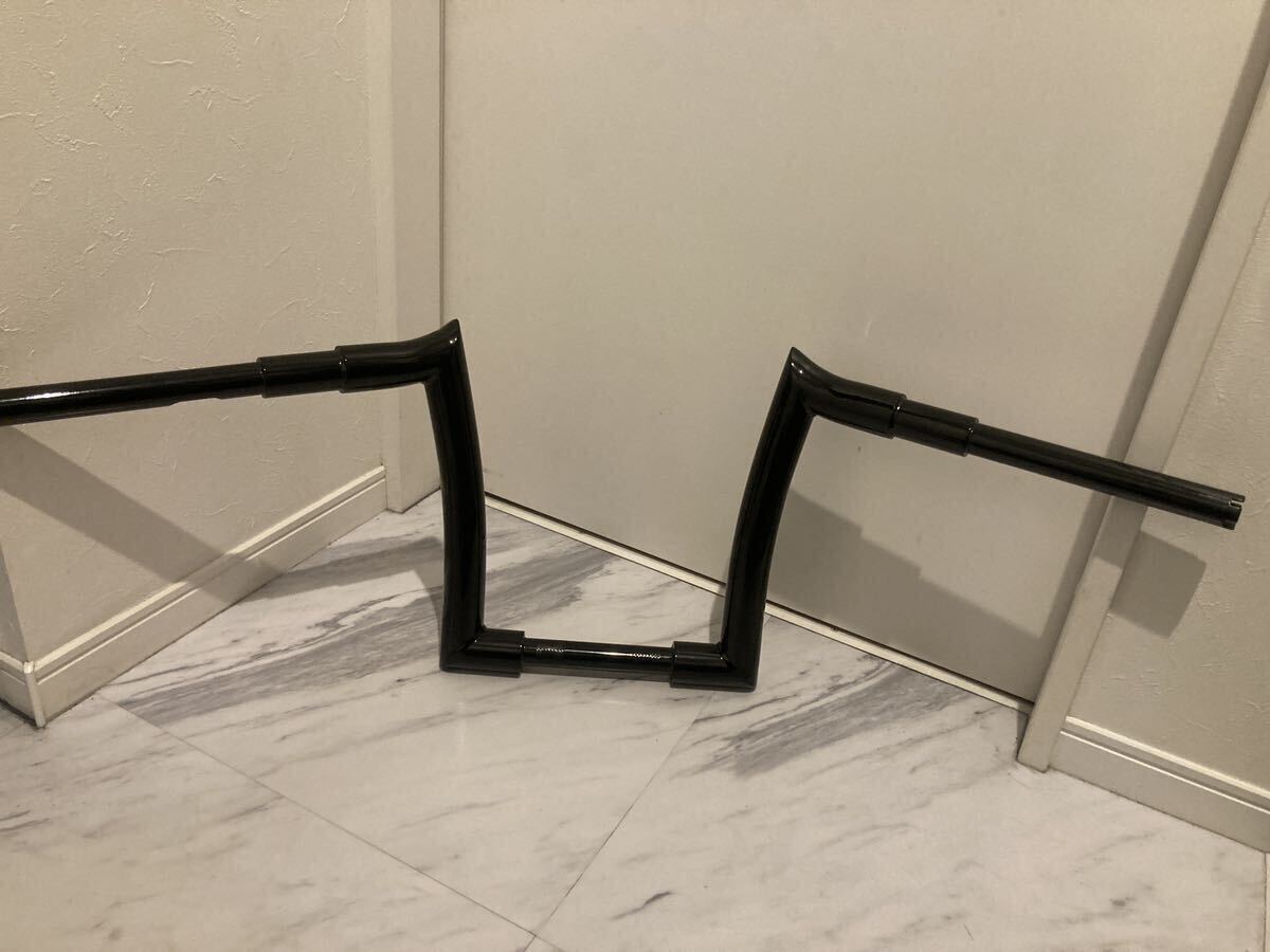 送料込み　ハーレー　 12インチ　ハンドル　エイプ　バガー　ソフテイル ダイナ　スポーツスター　ロードグライド　1.5インチ　ブラック_画像1