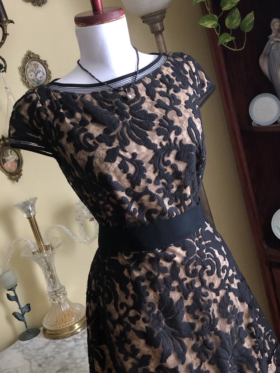 【TADASHI SHOJI/タダシショージ】黒ステッチ刺繍レース/ネットトリム/Aラインフレアー/カクテルドレス/ベルト付 (US・4/9号M)#124_画像2