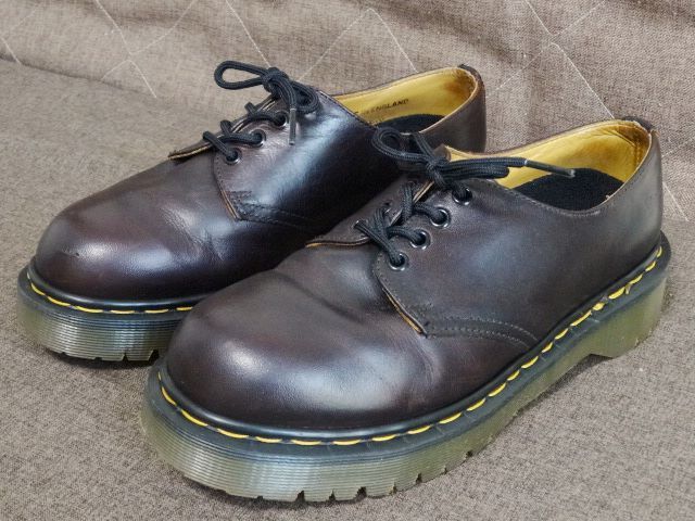 Dr.Martens Dr. Martens 4 отверстие обувь примерно 24.5~25. Британия производства 