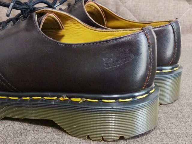 Dr.Martens Dr. Martens 4 отверстие обувь примерно 24.5~25. Британия производства 