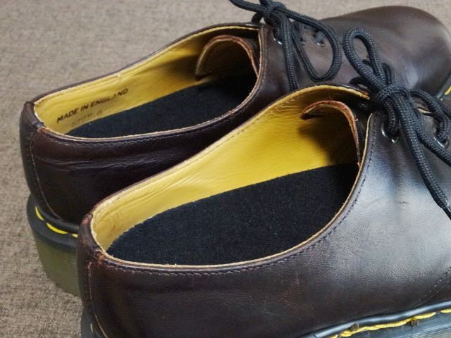 Dr.Martens Dr. Martens 4 отверстие обувь примерно 24.5~25. Британия производства 