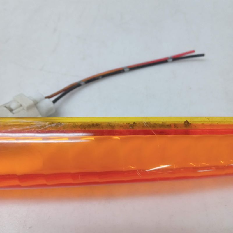 RC2|RC1 R2 оригинальный левый правое крыло маркер (габарит) 1A4-6-4/25E9052* включение в покупку не возможно