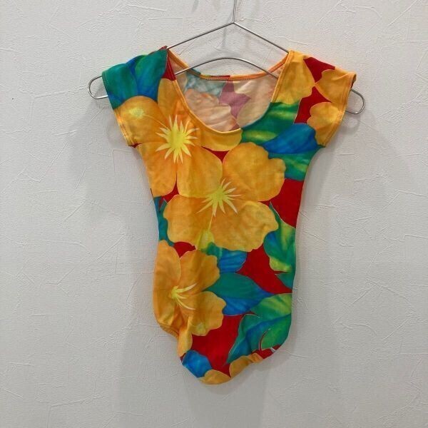M5 花柄 水着 ジュニア 120相当 クリーニング済み_画像1