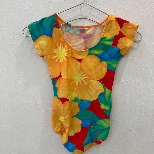 M5 花柄 水着 ジュニア 120相当 クリーニング済み_画像2