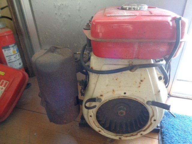 圧縮のみ確認　ヤンマー GE90-NJSE　ガソリンエンジン　現状売り　ヤンマーYSR90Sから外しました。_画像1