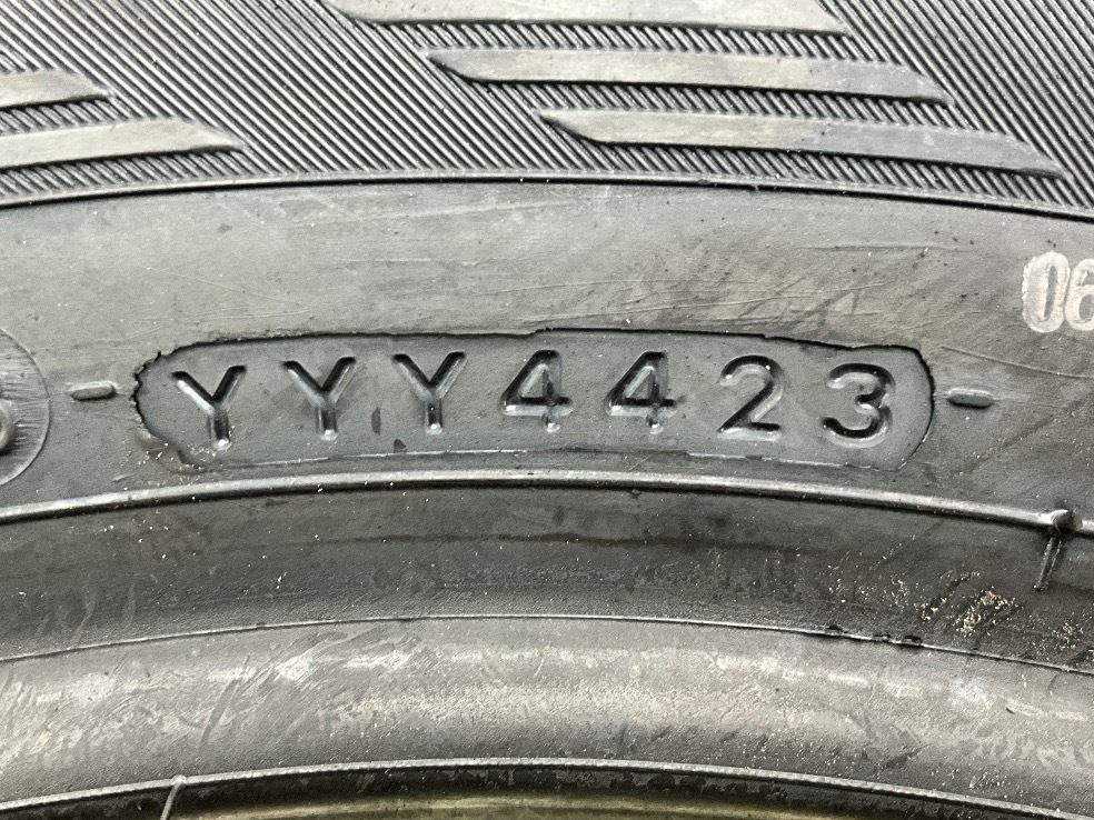 新品タイヤ 4本セット 235/55R17 103Q ヨコハマ ICE GUARD G075 冬 スタッドレス 235/55/17 ティグアン/XF b12501