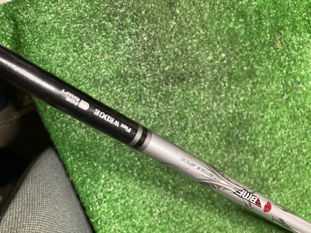 全国送料無料 中古ウェッジ 56-12 BMF AWSOME SPIN 純正カーボン35インチ FLEX-WEDGE Y3294_画像4