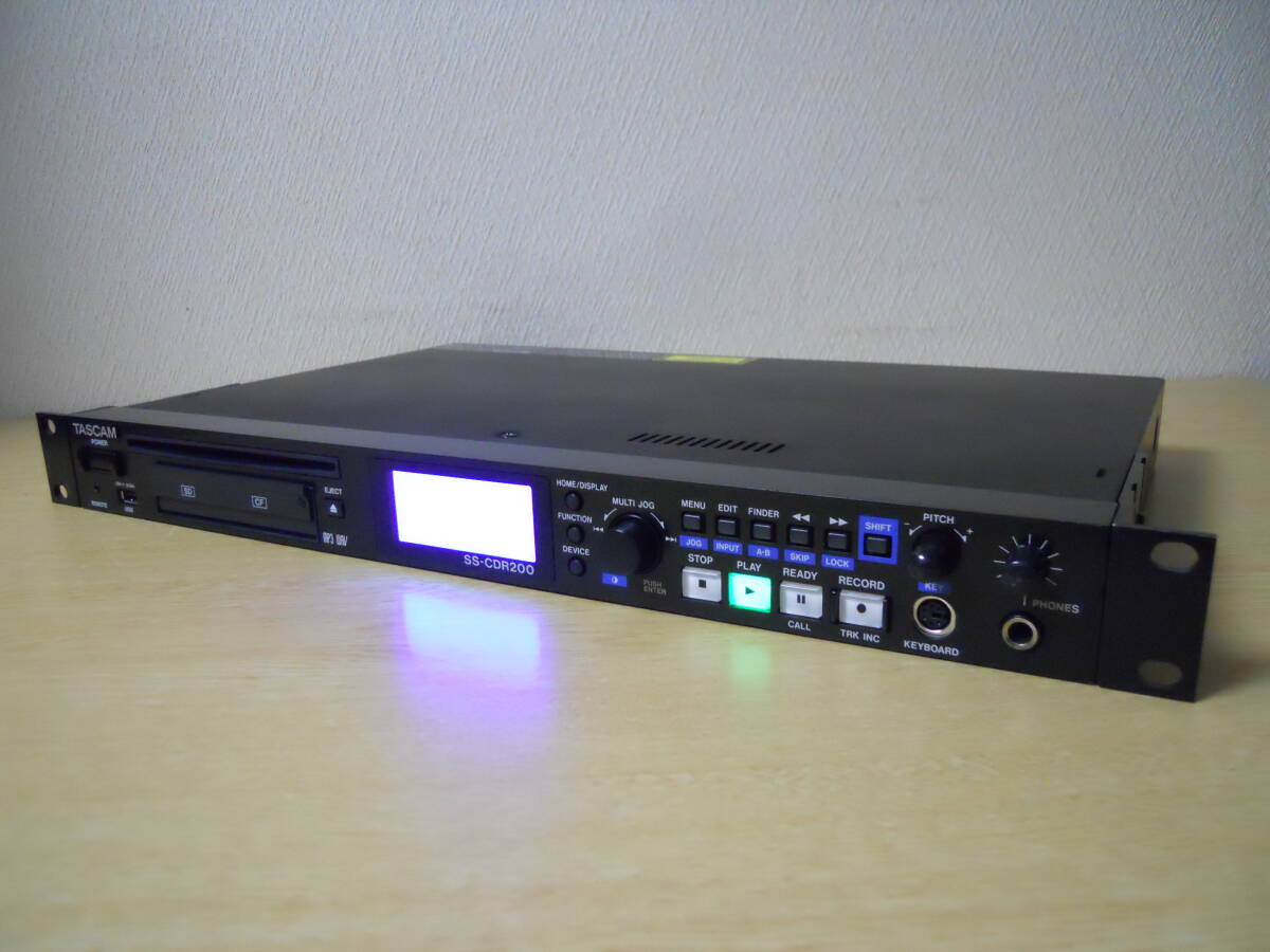 タスカム SS-CDR200 USB・SD・CDレコーダー業務用 美品 SS-CDR200 | ソリッドステート/CD ステレオオーディオ