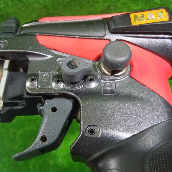 専用です。 マックス HA-50P4(D) 高圧ピンネイラ MAX【中古】【市川店