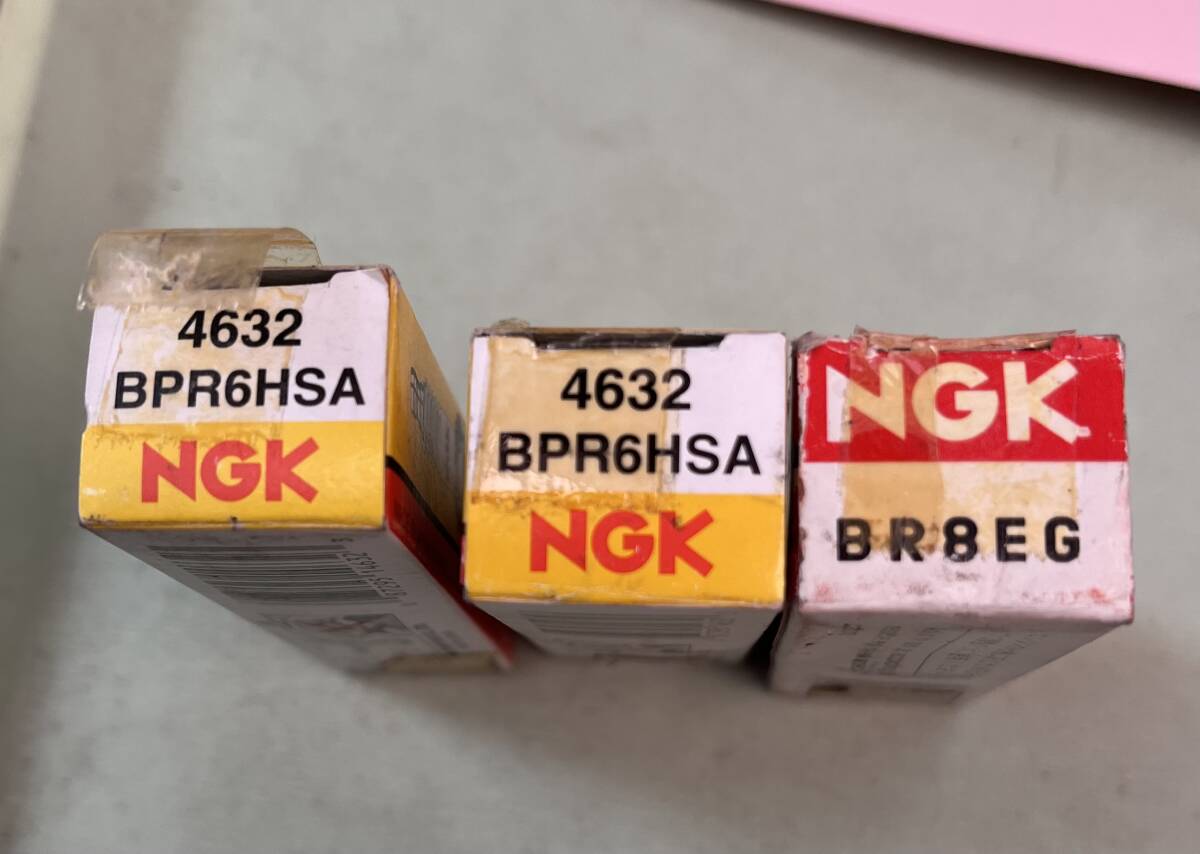 【NGKプラグ】未使用3本とused 品2本_画像1
