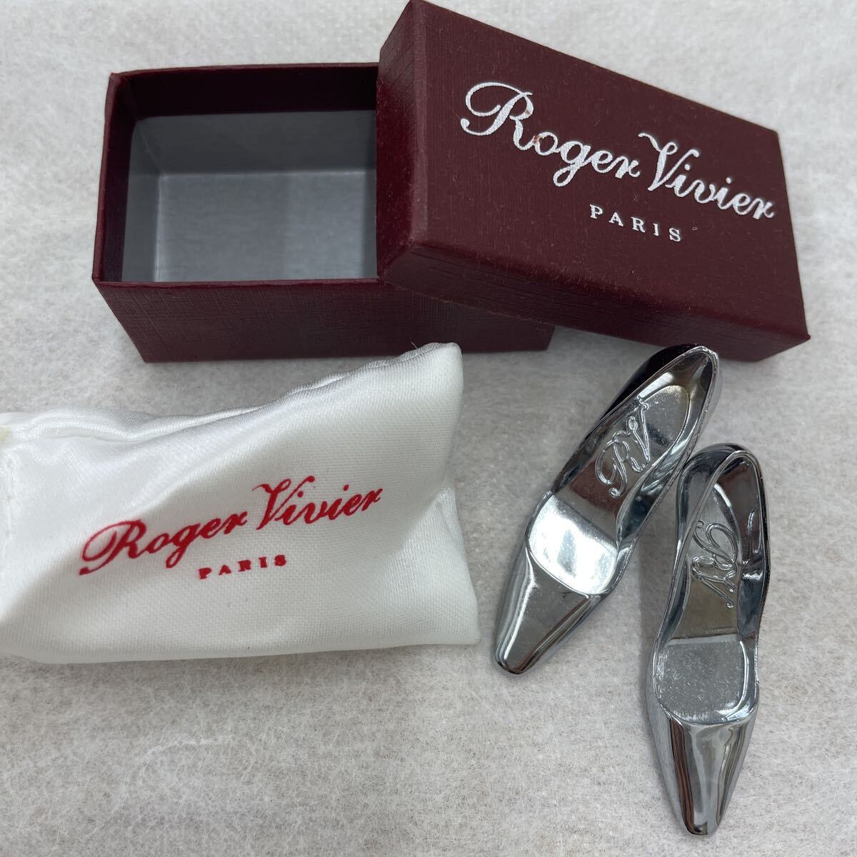 ロジェ ヴィヴィエ　パンプスミニチャーム　ノベルティ_画像1