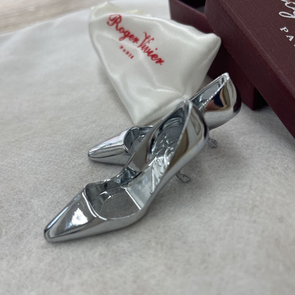 ロジェ ヴィヴィエ　パンプスミニチャーム　ノベルティ_画像2