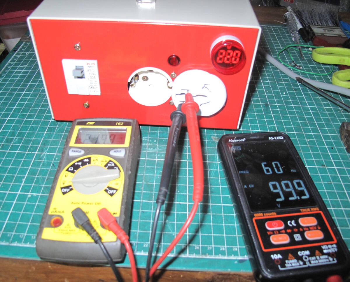 [ б/у товар ]100V- 220V pressure трансформатор 3000VA [ рабочий товар ]